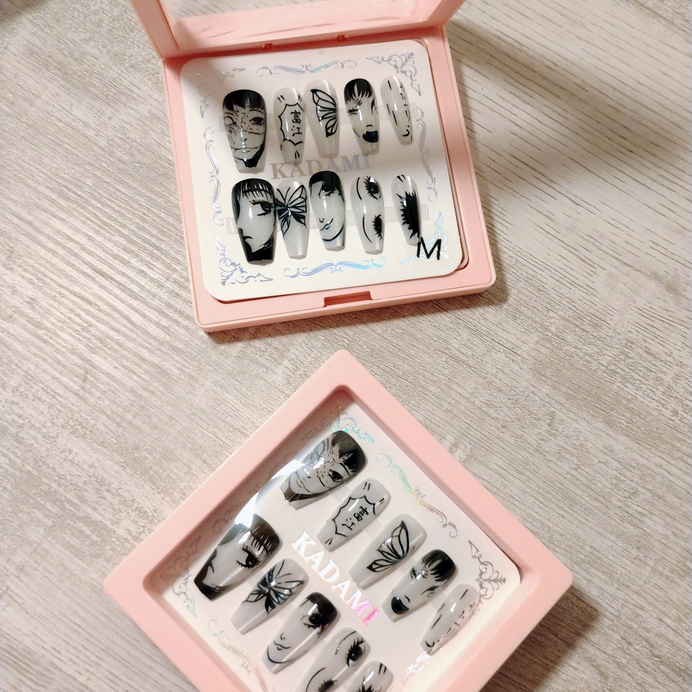 Black and White Nail Art Set